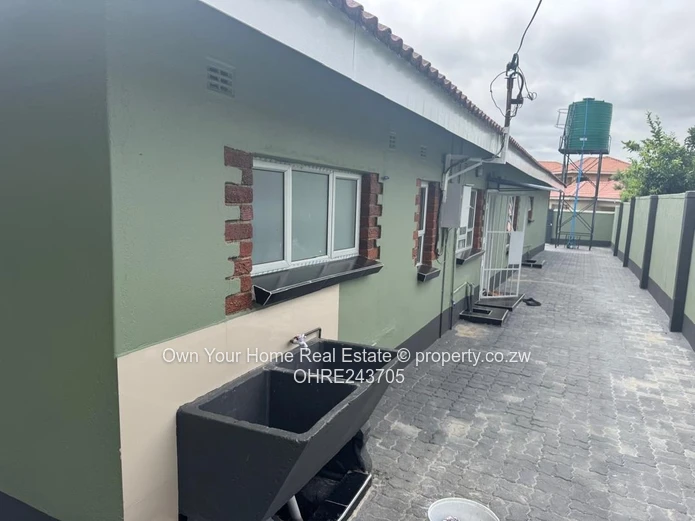 New Zengeza 5 (Rockview)