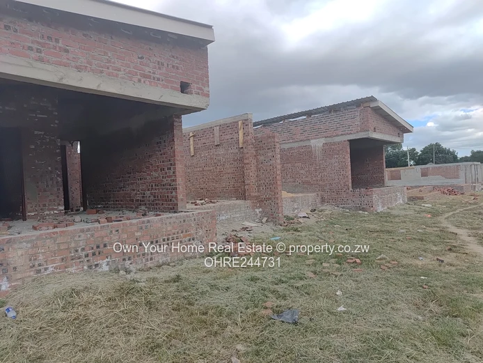 Park Meadowlands Hatfield incomplete clusters house