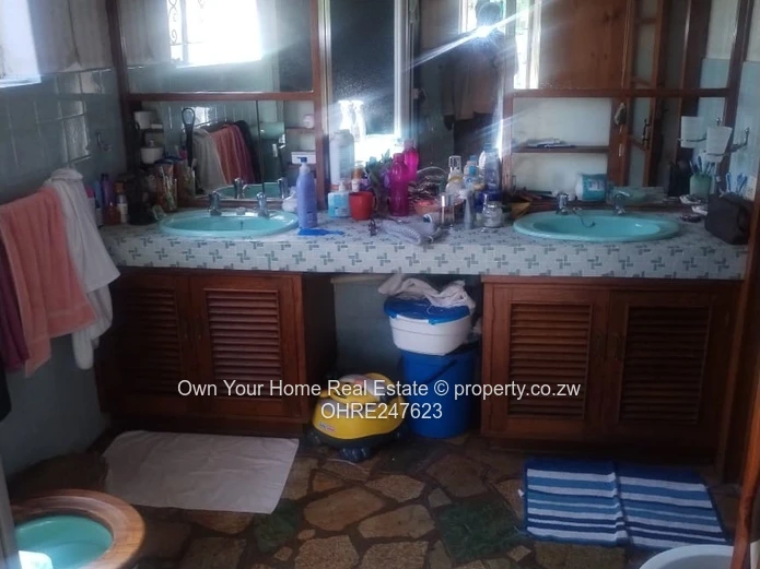 Hatfield HOUSE FOR SALE 150k.