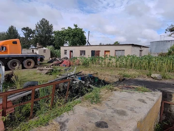 Commercial & Industrial Land