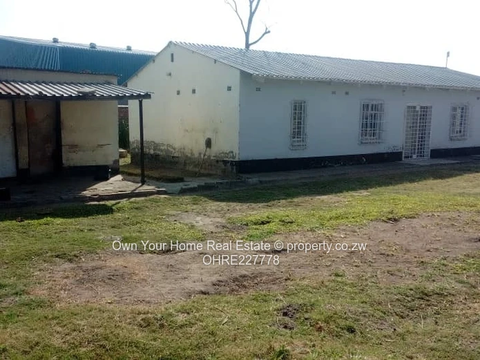 Msasa Commercial Stand For Sale 