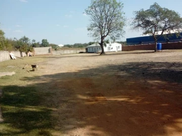 Commercial & Industrial Land