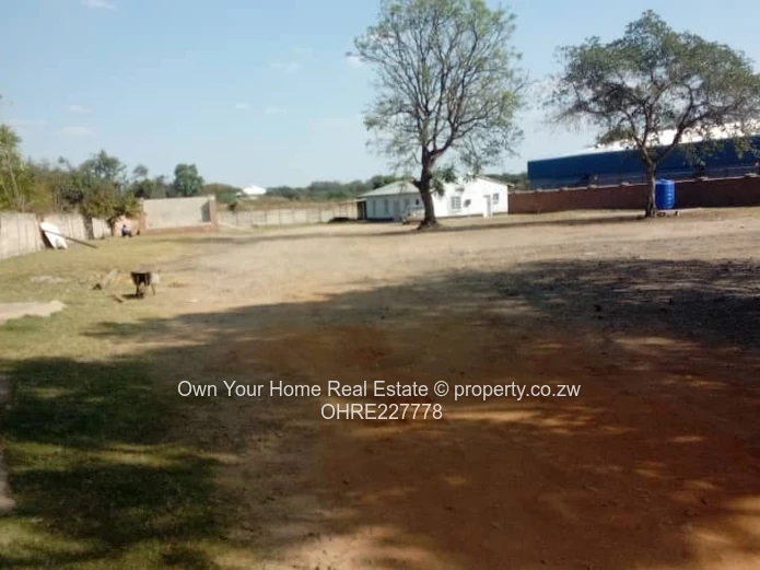 Msasa Commercial Stand For Sale 