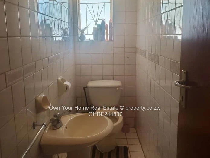 House for sale in Msasa Park