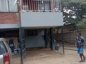 Flat & Apartment
