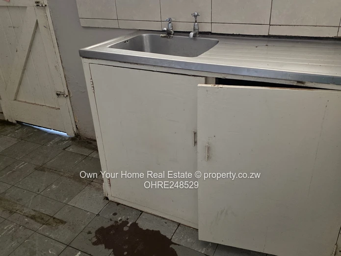 Parktown Waterfalls Rental Residence