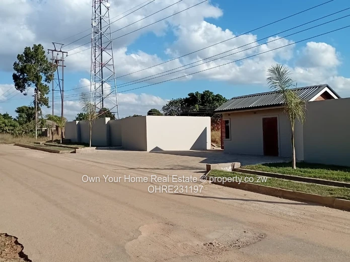 Chadcombe Cluster Stand