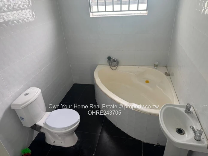 New Zengeza 5 (Rockview)