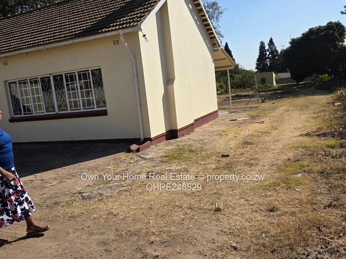 Parktown Waterfalls Rental Residence