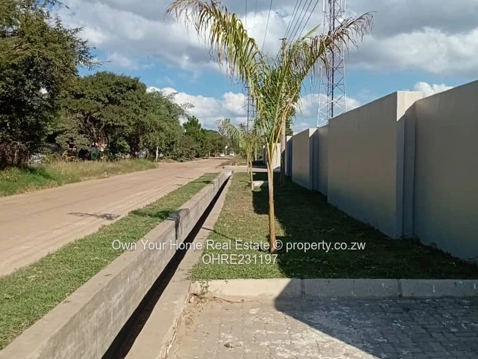 Chadcombe Cluster Stand