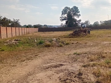 Commercial & Industrial Land